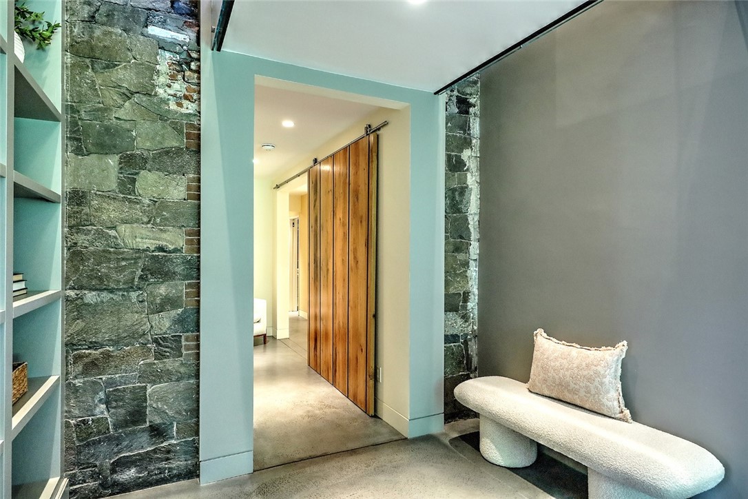 276 Benefit Street 1