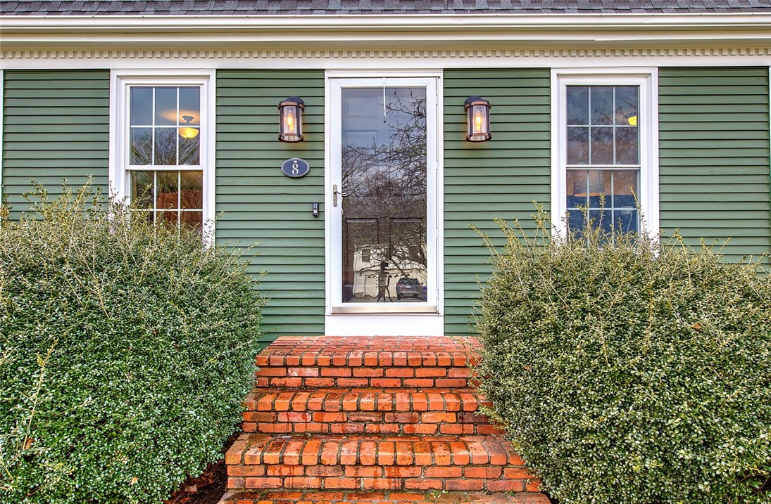 8 Ursula Drive