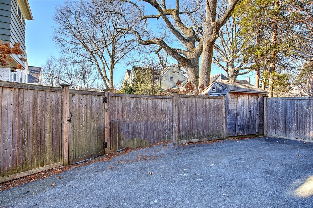 150 Everett Avenue