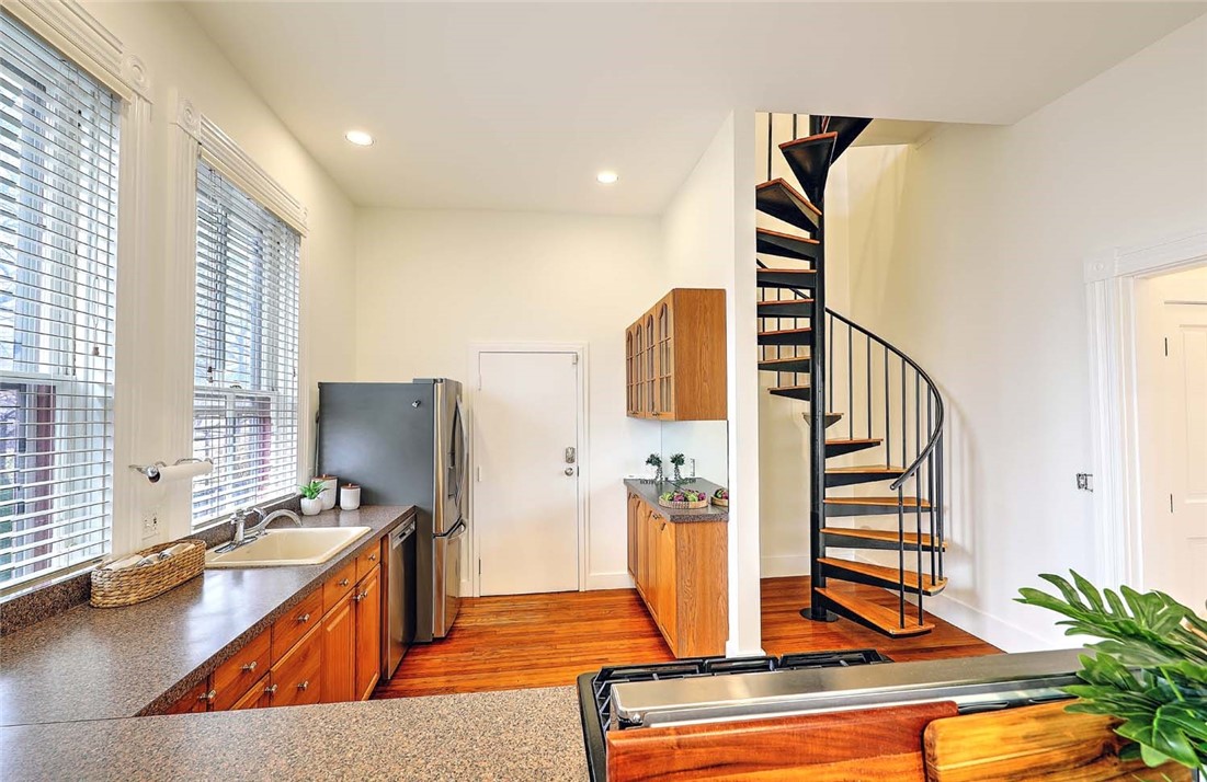 34 Barnes Street 3