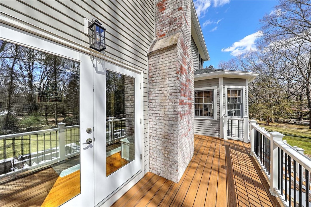 14 Howland Farm Road