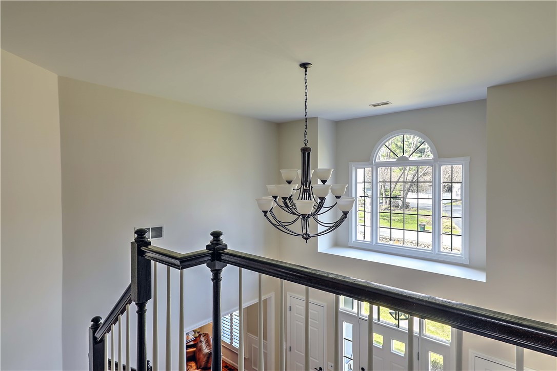 14 Howland Farm Road