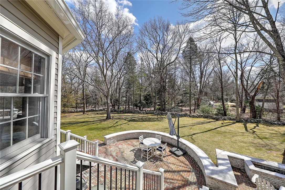 14 Howland Farm Road