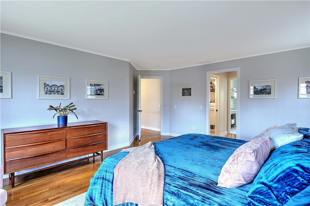 14 Howland Farm Road