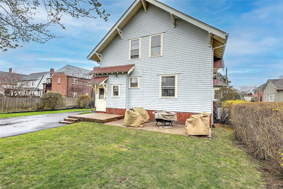 251 Norwood Avenue