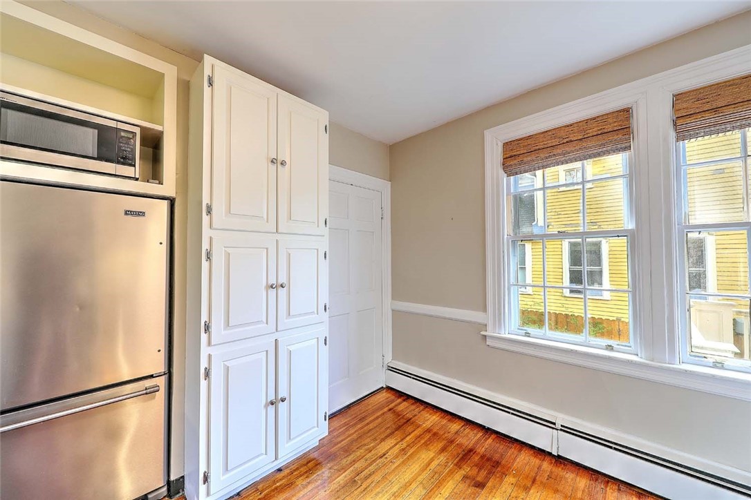 231 Doyle Avenue 2R