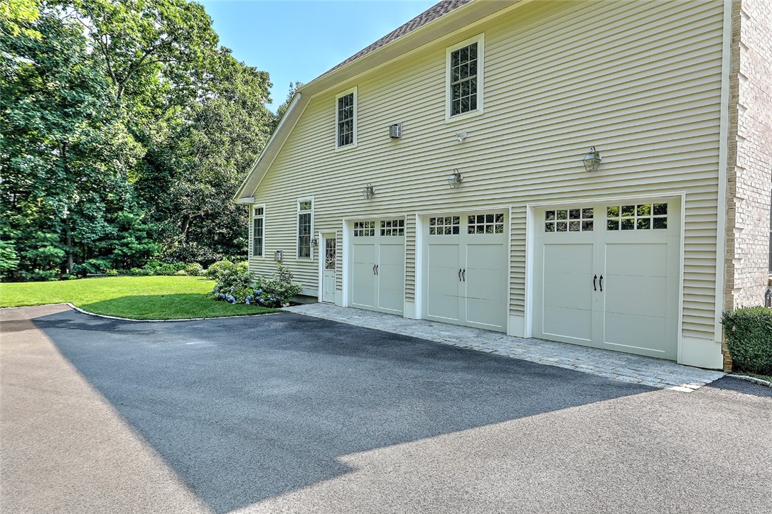 33 Susan Drive
