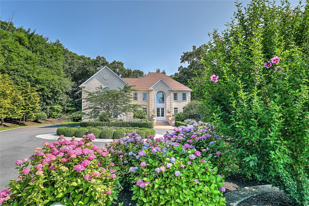 33 Susan Drive