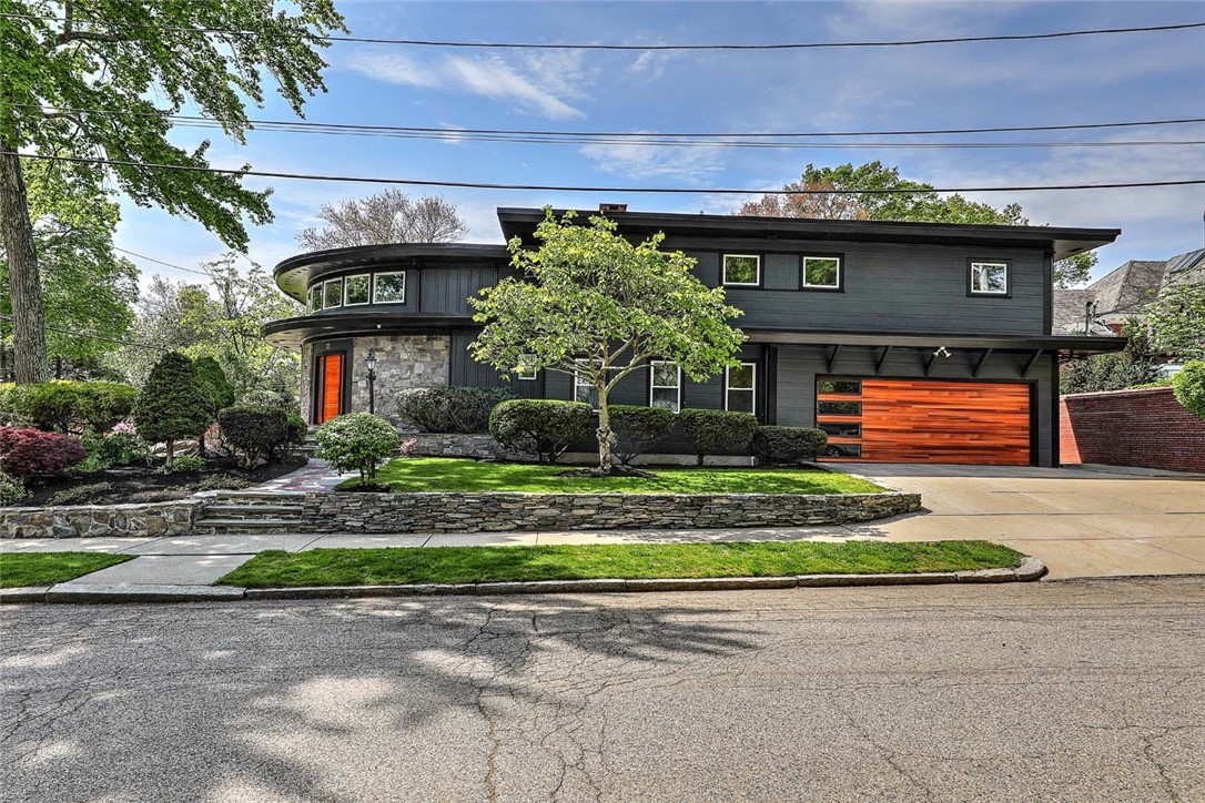 33 Intervale Road