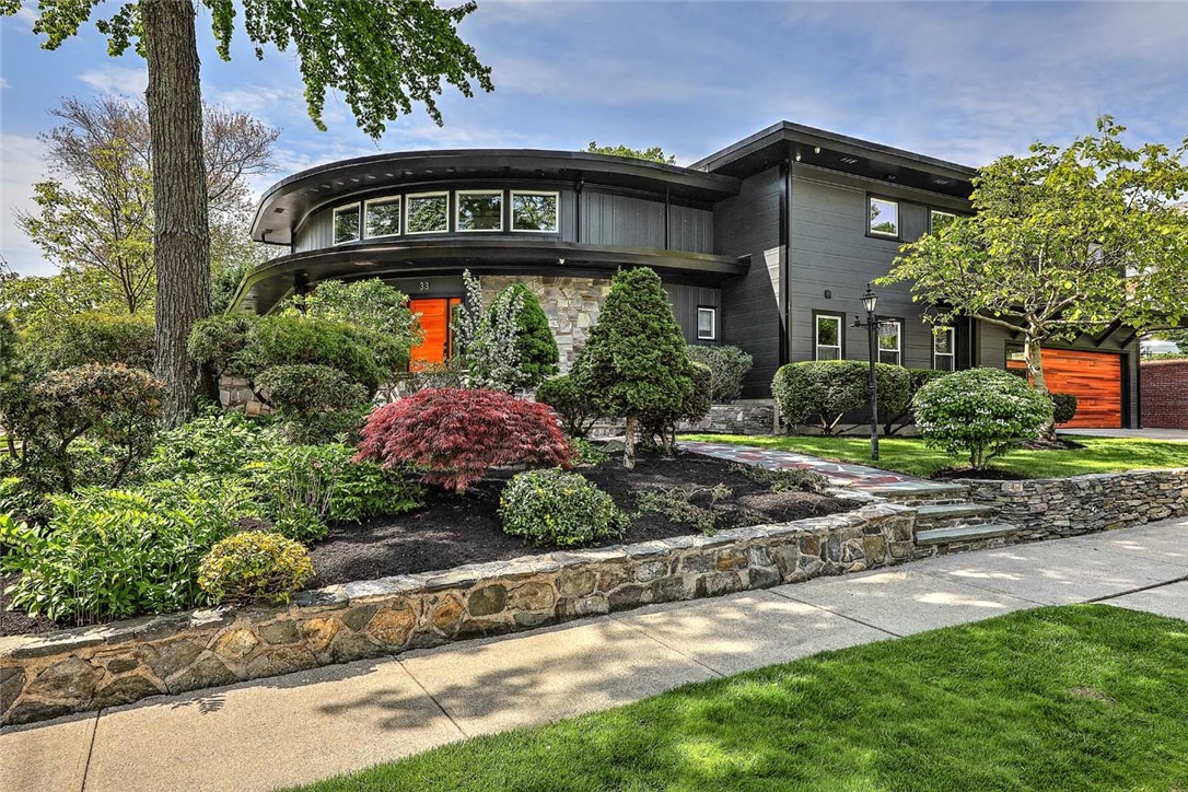 33 Intervale Road