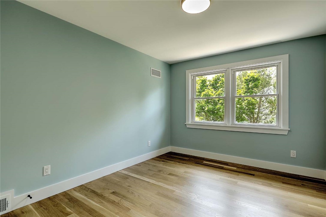 33 Intervale Road