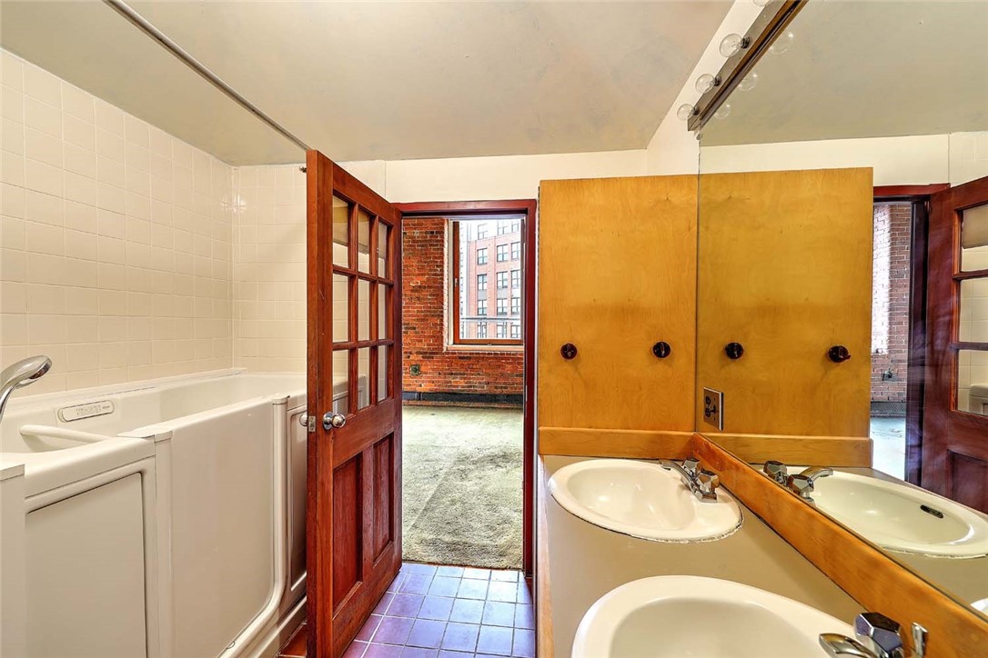 116 Chestnut Street G