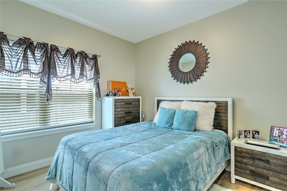 77 West Valley Circle 77