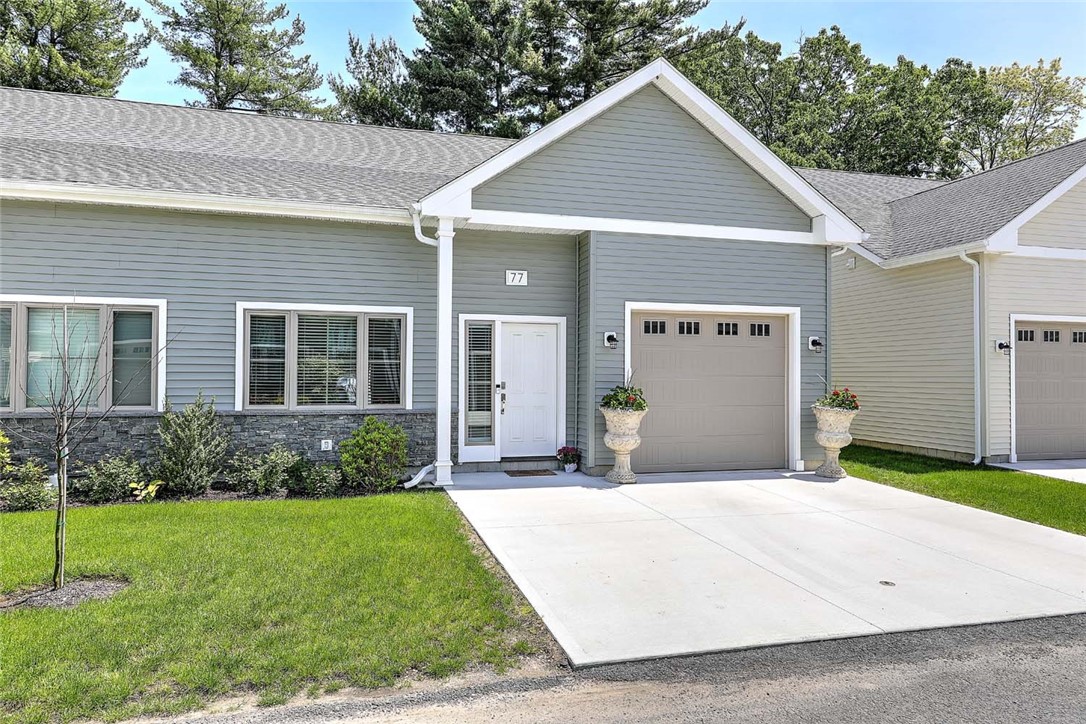 77 West Valley Circle 77