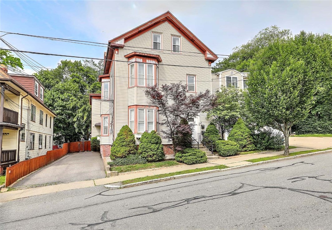 20 Seventh Street 3