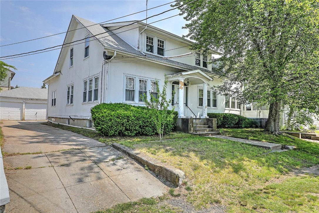 59 Colonial Avenue