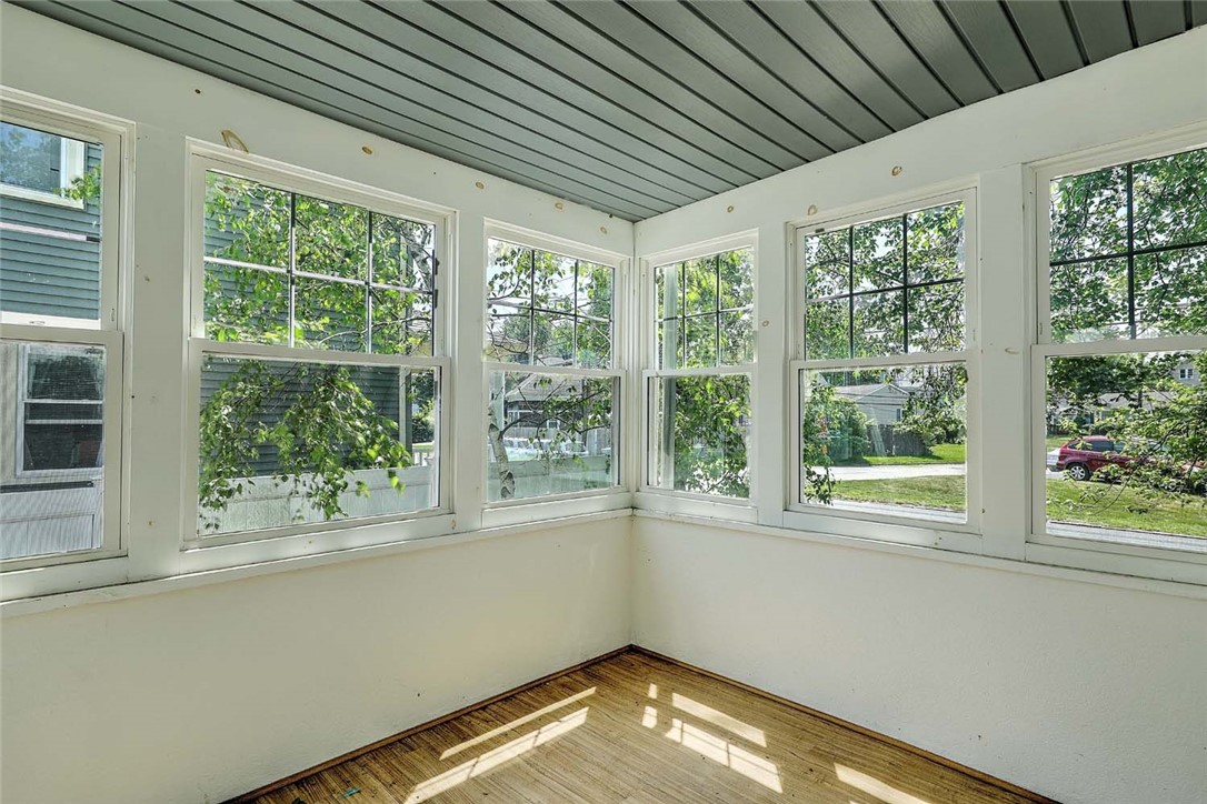 59 Colonial Avenue