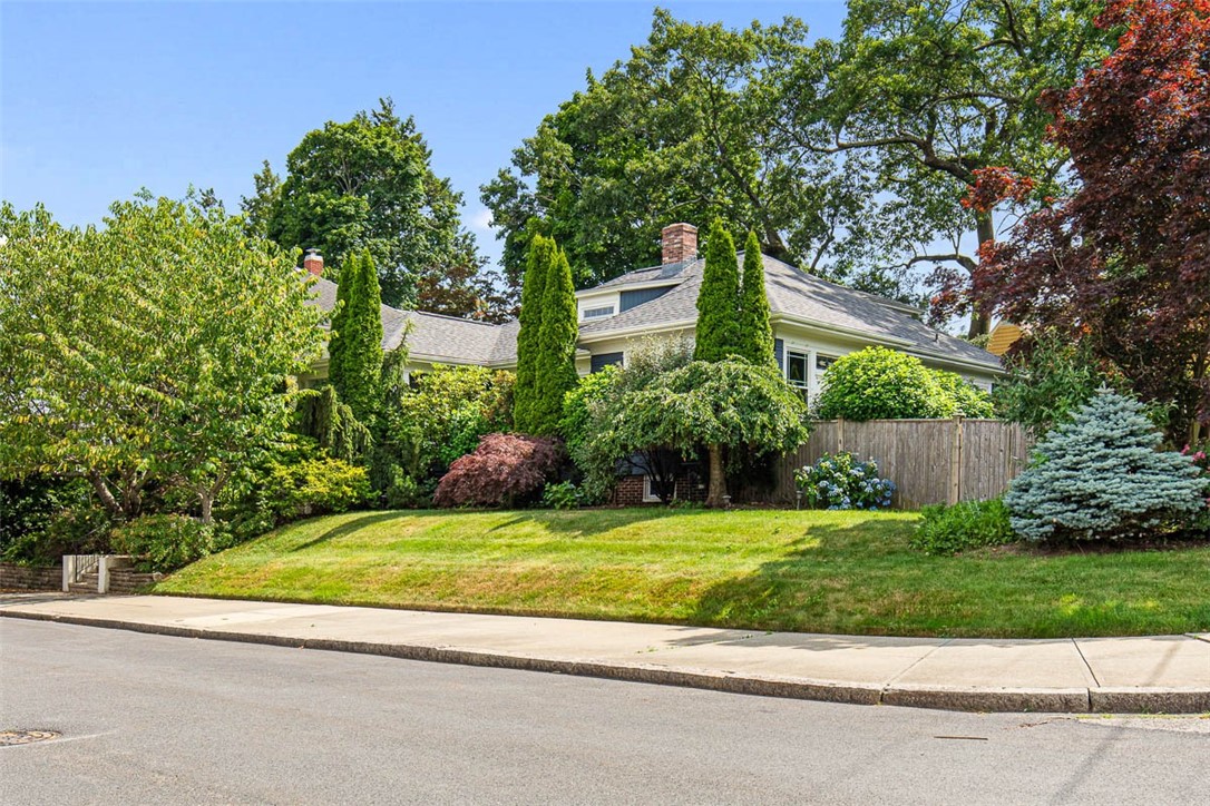 17 Blaisdell Avenue