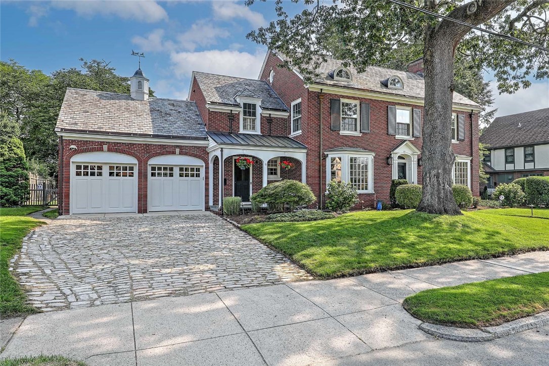 9 Kenilworth Way