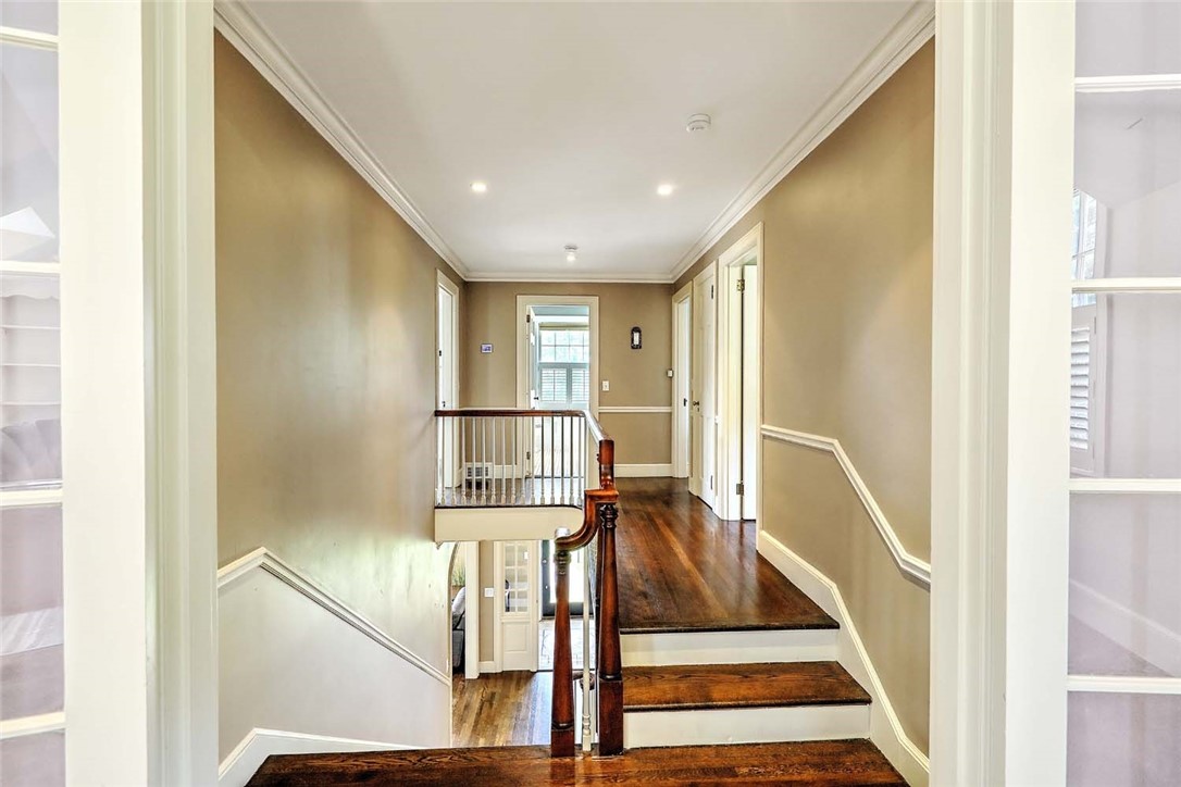 9 Kenilworth Way