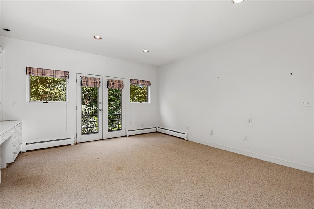 9 Oak Hill Drive