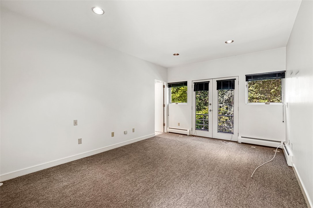 9 Oak Hill Drive