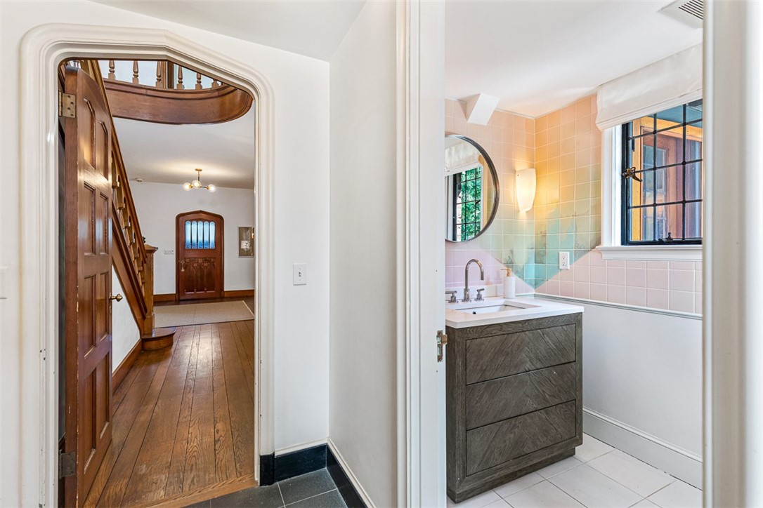 436 Blackstone Boulevard