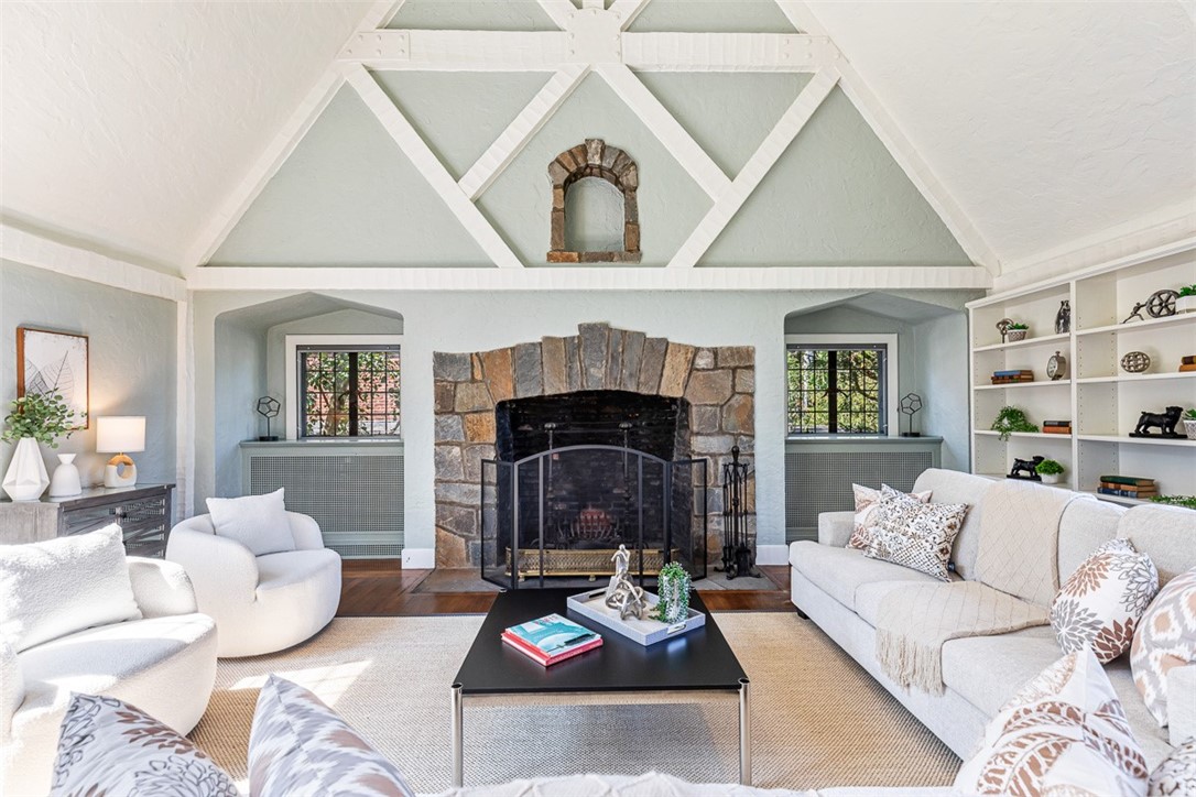 436 Blackstone Boulevard