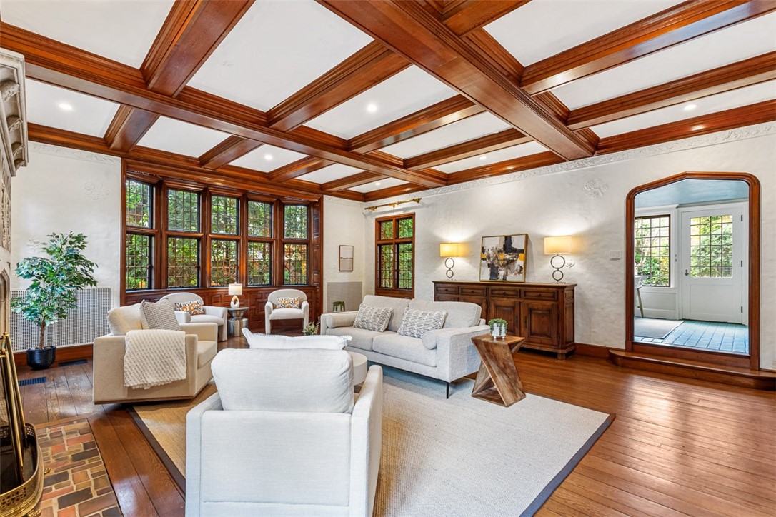 436 Blackstone Boulevard