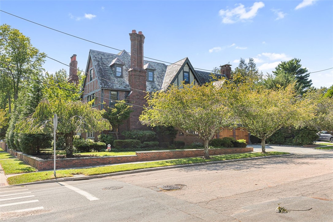 436 Blackstone Boulevard