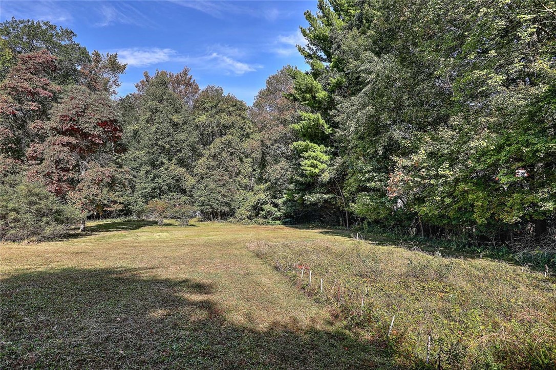 47 Chestnut Hill Road