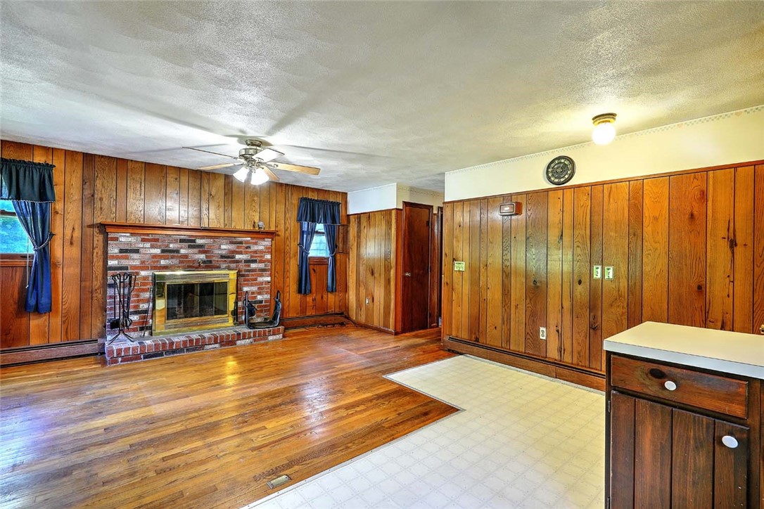 47 Chestnut Hill Road