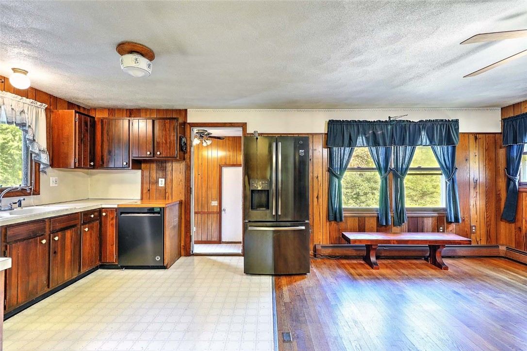 47 Chestnut Hill Road