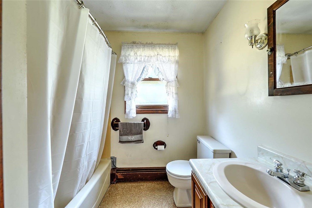 47 Chestnut Hill Road