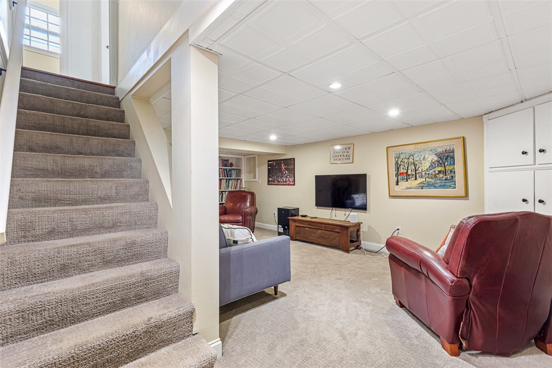 136 Hoyt Avenue