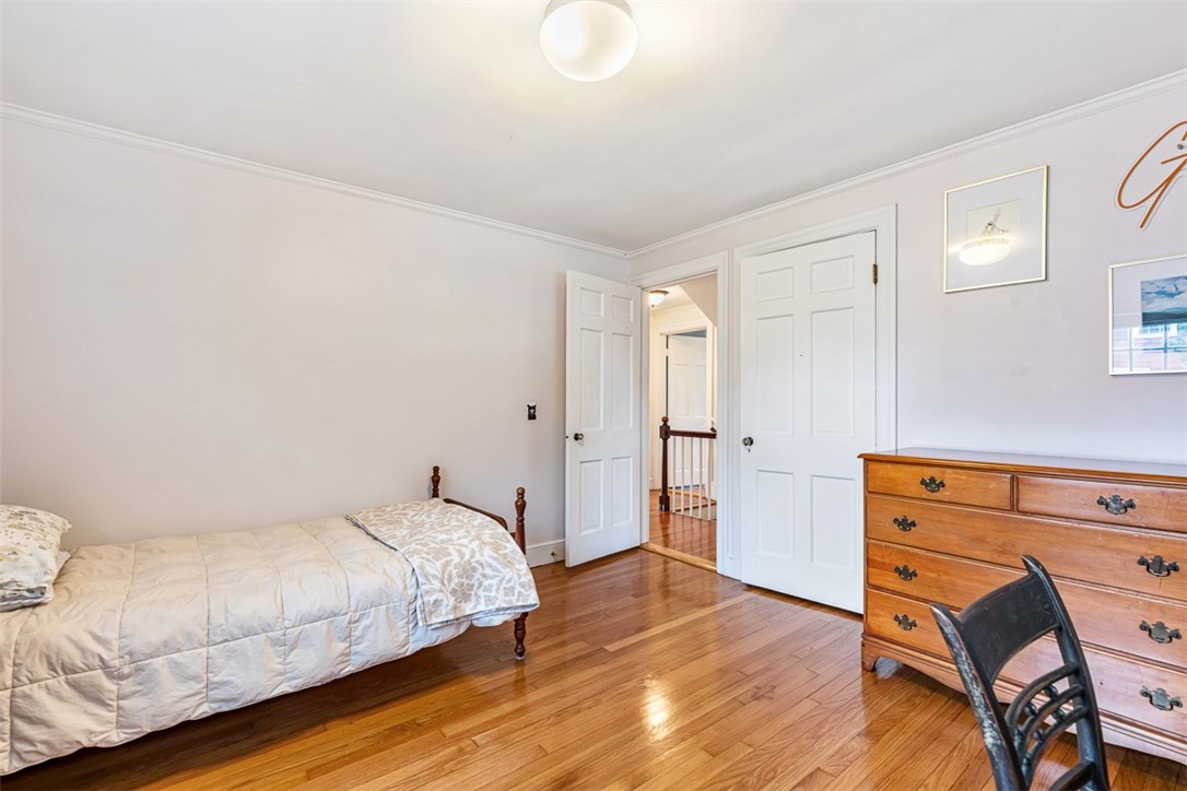 136 Hoyt Avenue