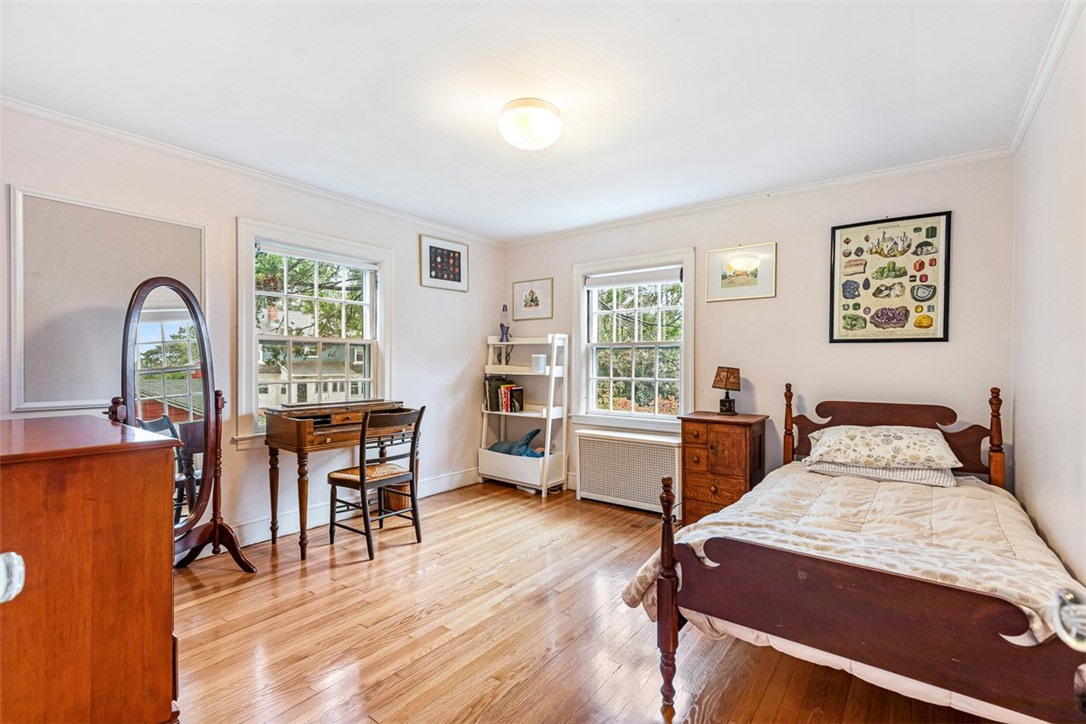 136 Hoyt Avenue