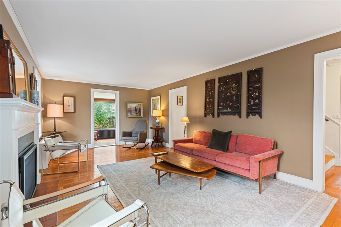 136 Hoyt Avenue