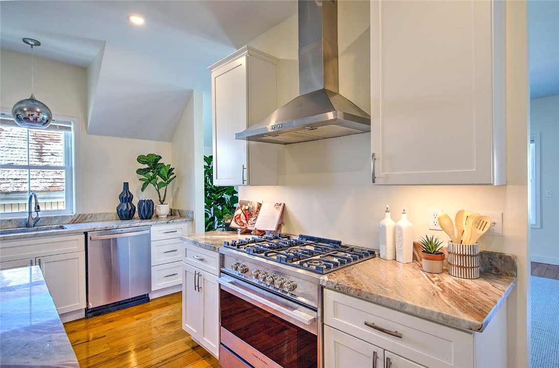 169 Transit Street 2