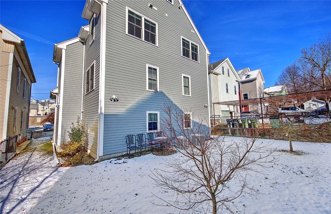 169 Transit Street 2