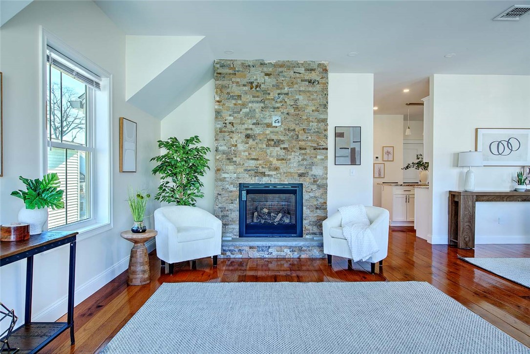 169 Transit Street 2