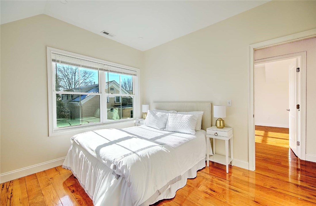 169 Transit Street 2