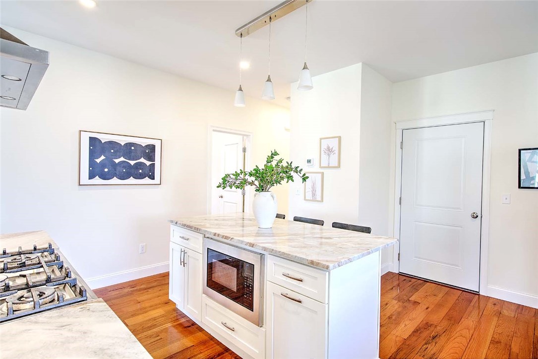 169 Transit Street 2