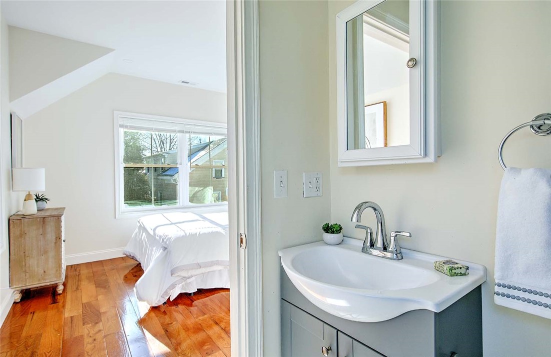 169 Transit Street 2