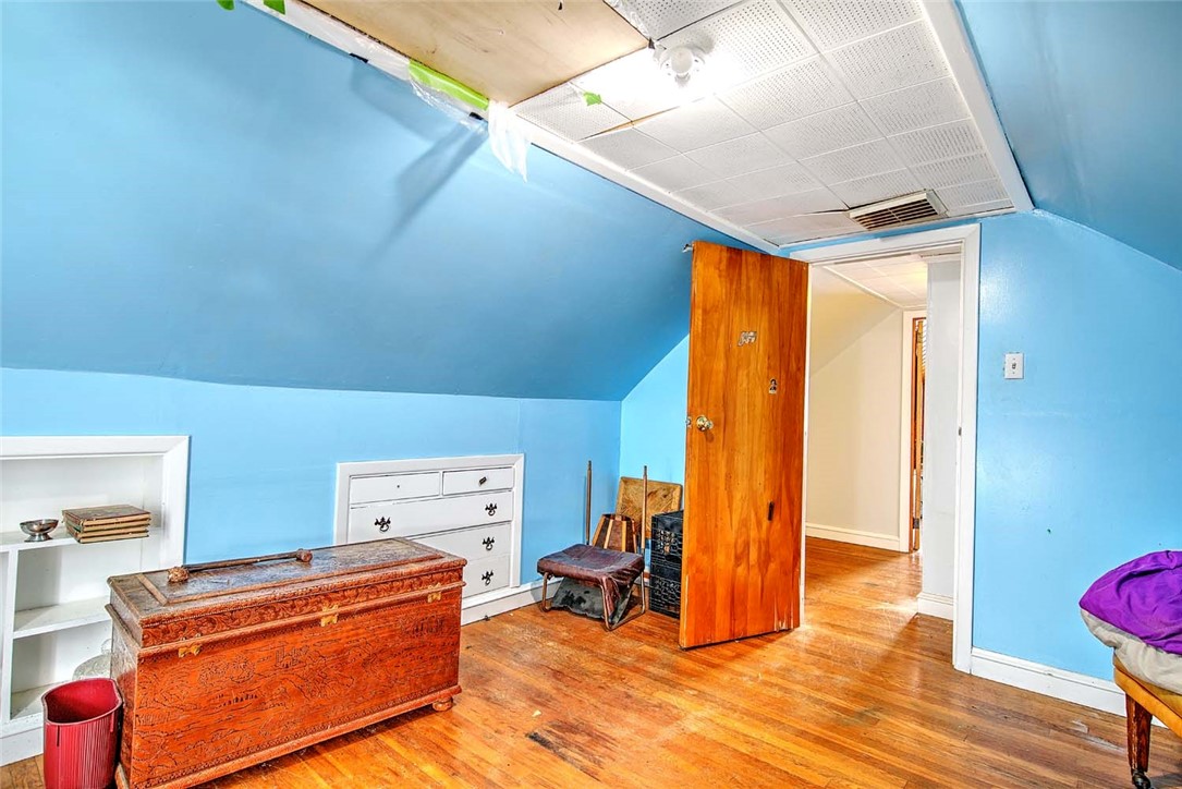 233 California Avenue