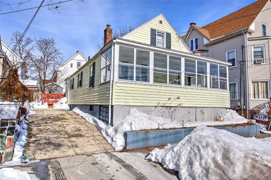 233 California Avenue