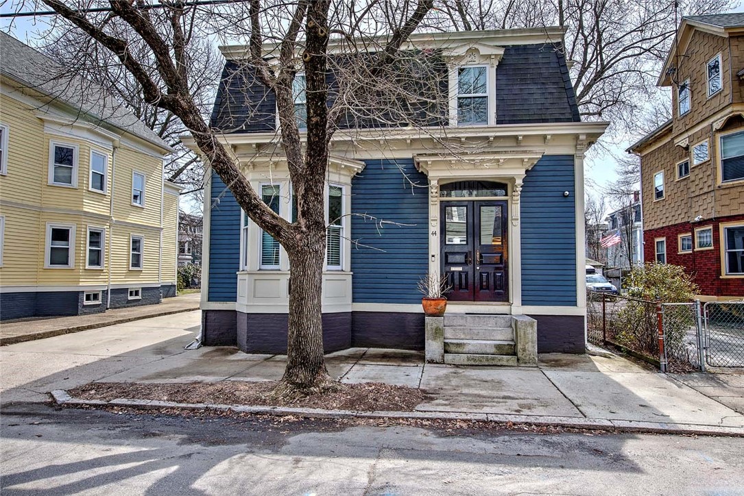 44 Wood Street