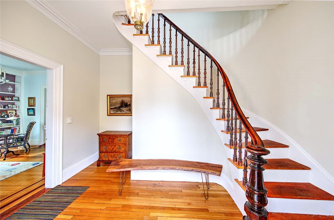 44 Wood Street