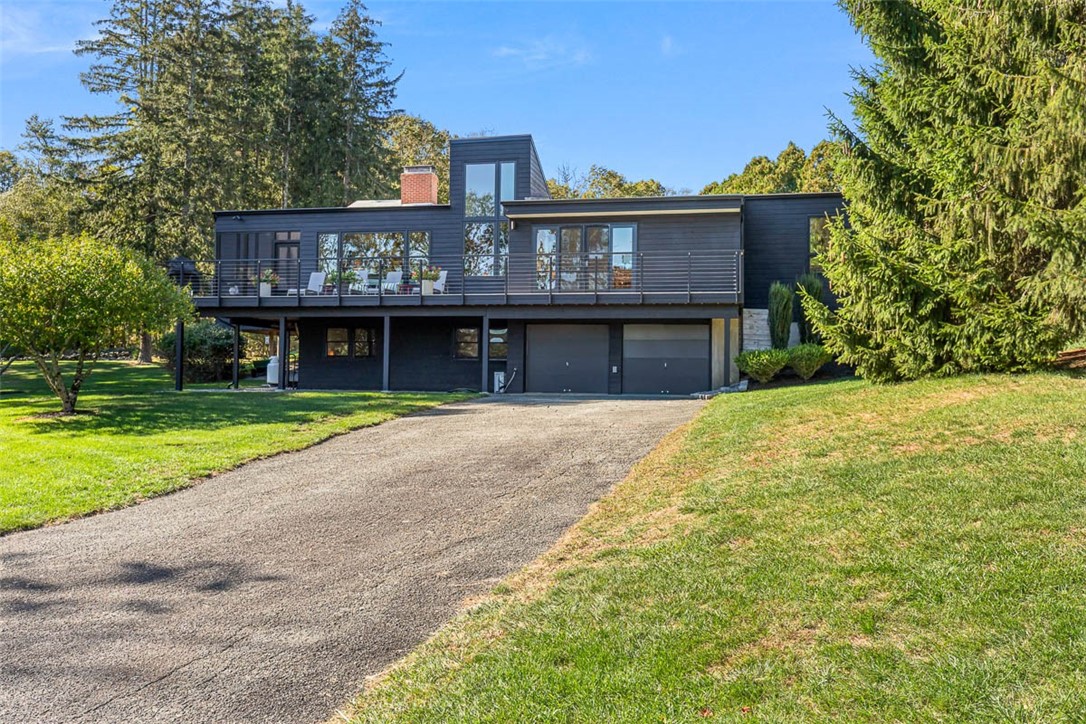 18 Collins Terrace