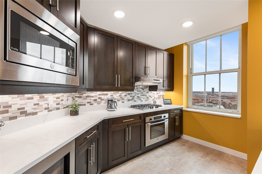 1 W Exchange Street 2103